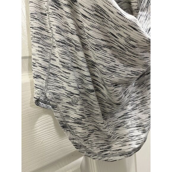 Lululemon Raise The Barre Tank Size 4 Tiger Space Dye Dark Carbon Athletic - Picture 9 of 10
